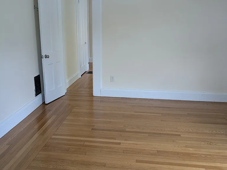 88 Harrison St — Photo 14