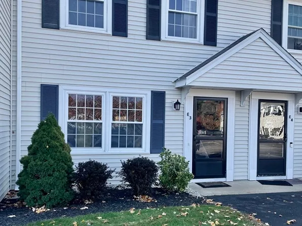 728 Auburn St APT E3, Whitman, MA 02382