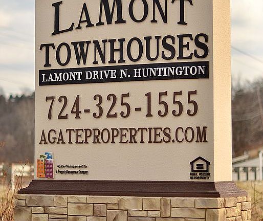 4th image of 92 Lamont Dr