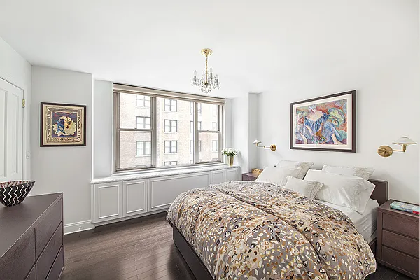 Sold by Stribling | media 5