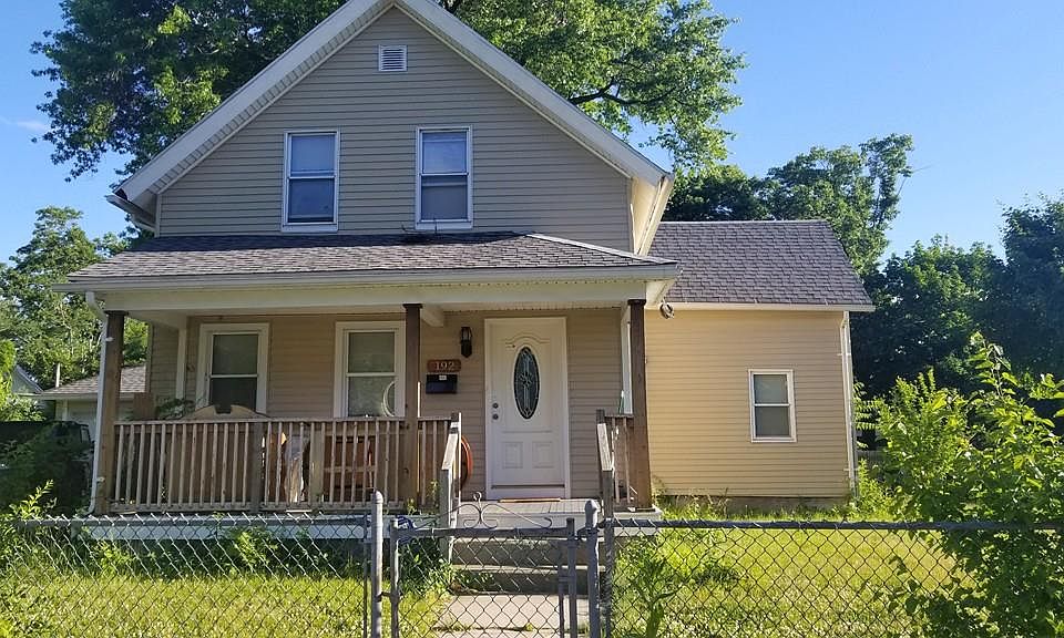 1st image of 192 Allen St