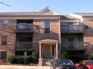 6 Banyan Wood Ct APT 101, Baltimore, MD 21221