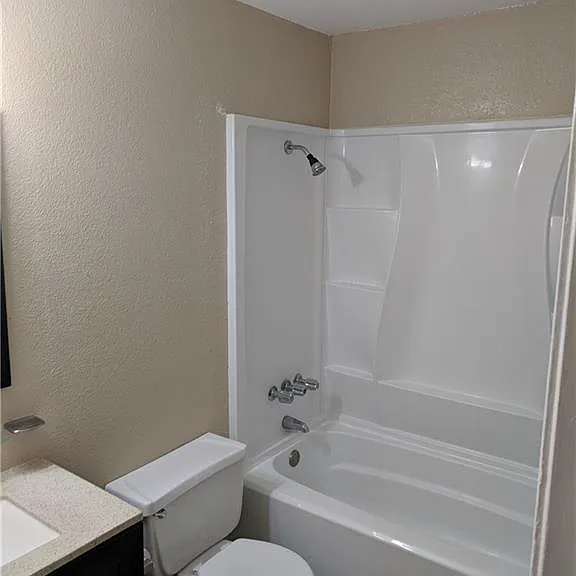 1002 Charisse St #C — Photo 5