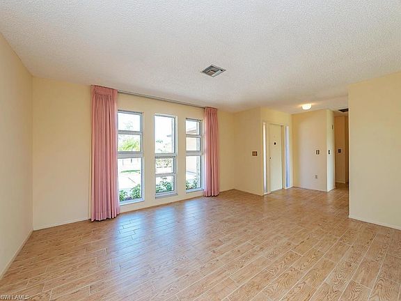3rd image of 4409 Beechwood Lake Dr