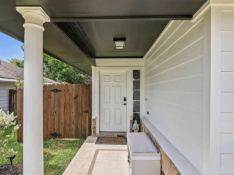 3924 Tranquil Path Dr — Photo 3