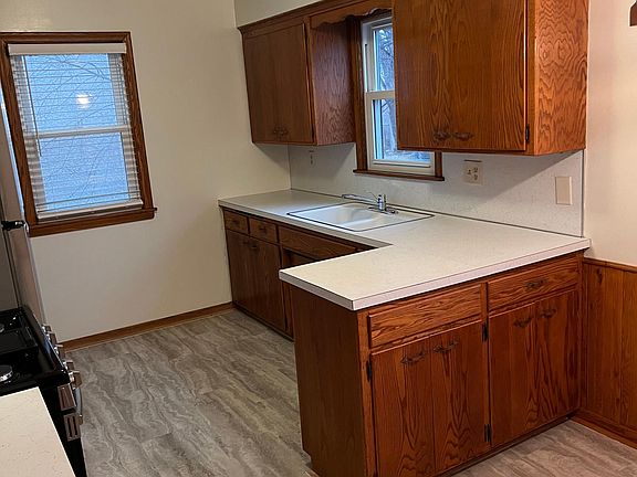 Another view of the kitchen