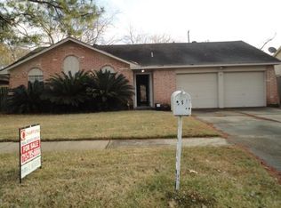13631 Greenway Dr, Sugar Land, TX 77498
