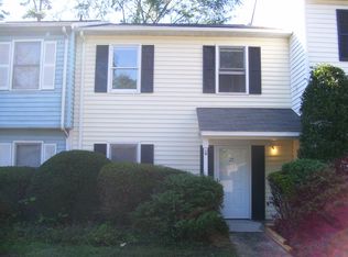27 Georgetown Ct, Durham, NC 27705