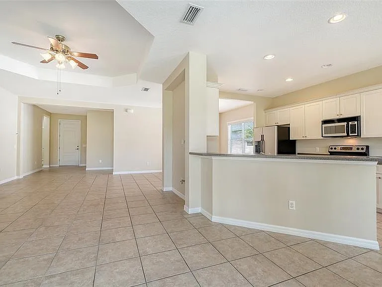 1424 Blue Horizon Cir — Photo 13