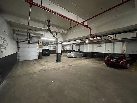 Rented by REAL New York | media 8