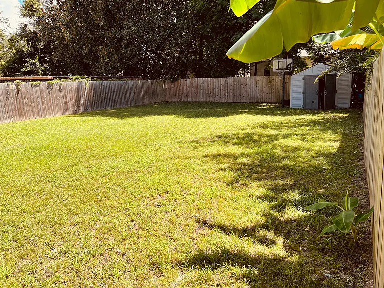 2816 10th Ave — Photo 24