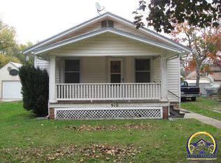 910 NE Winfield Ave, Topeka, KS 66616