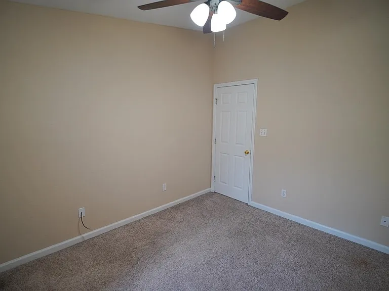 847 W Georgia St #2 — Photo 26