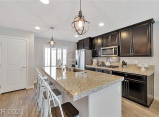 10022 Sable Point St, Las Vegas, NV 89178