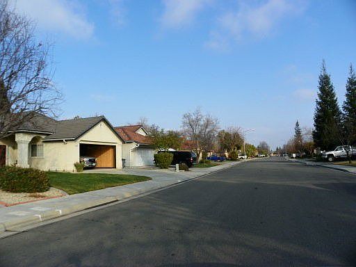 2nd image of 2293 E Ryan Ave