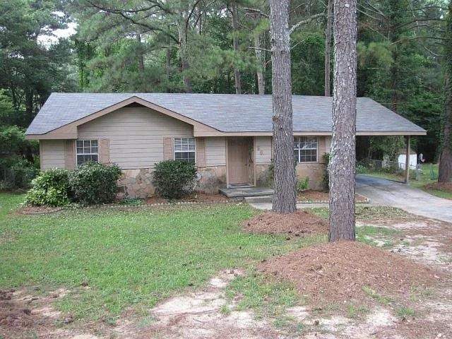 56 Darwin Dr photo 1