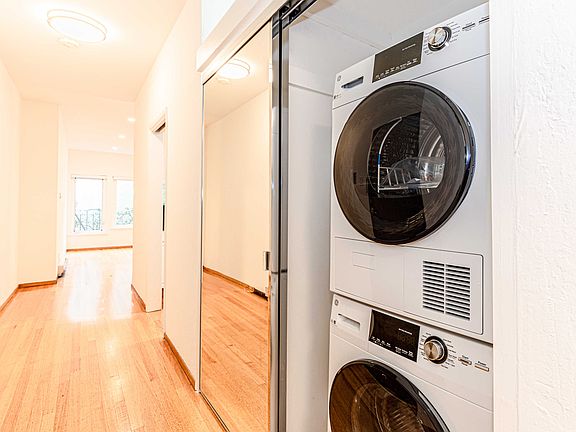 2nd image of 2080 Gough St APT 102