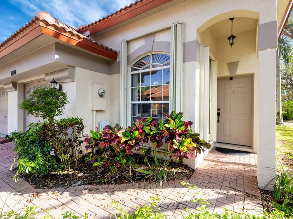1030 Via Jardin, Palm Beach Gardens, FL 33418