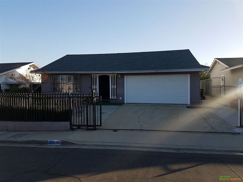2nd image of 215 Padre Tullio Dr
