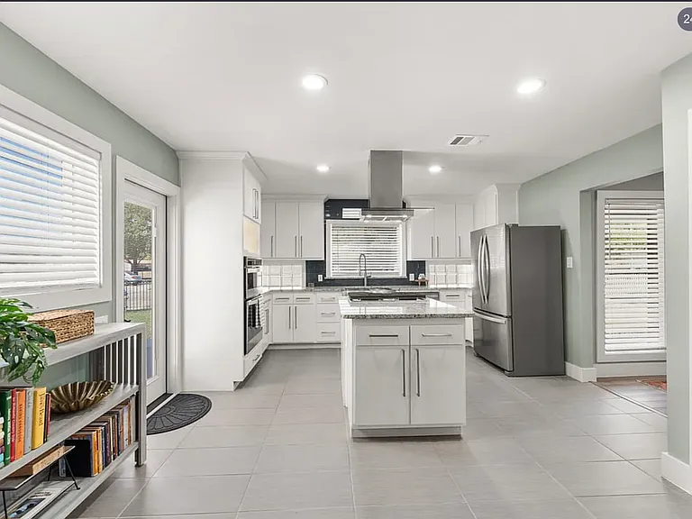 6506 Walnut Hill Ln — Photo 12