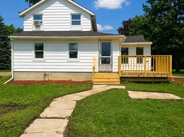 511 W North St, Polo, IL 61064