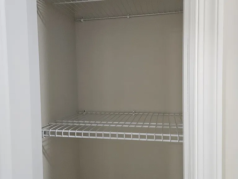 1068 Lakeland Dr — Photo 39