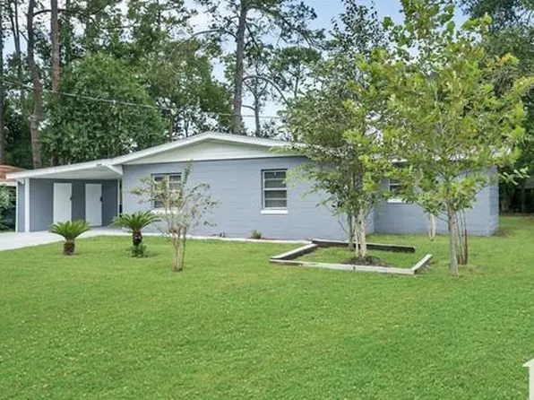 2926 Brackridge Blvd W, Jacksonville, FL 32216