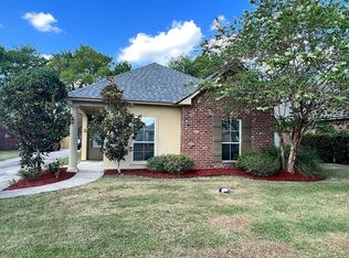4052 Northshore Ave, Baton Rouge, LA 70820