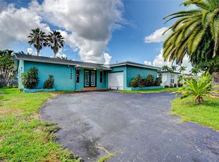 11430 NW 42nd St, Sunrise, FL 33323