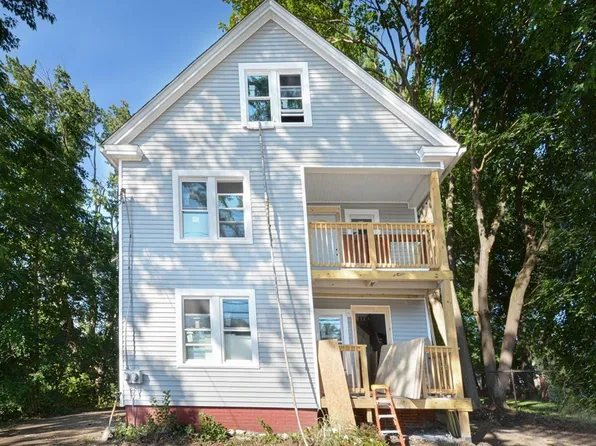 445 Main St, Oxford, MA 01540