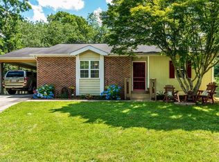 2 Haw Creek Trce, Asheville, NC 28805