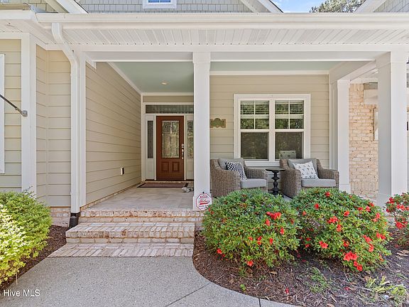 3rd image of 3409 Greenleaf Court