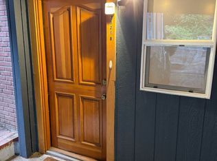 7321 Glenridge Way SW #B, Seattle, WA 98136