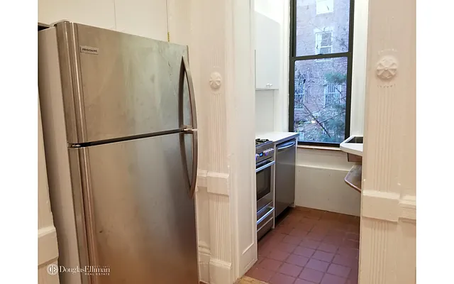 Rented by Douglas Elliman | media 9