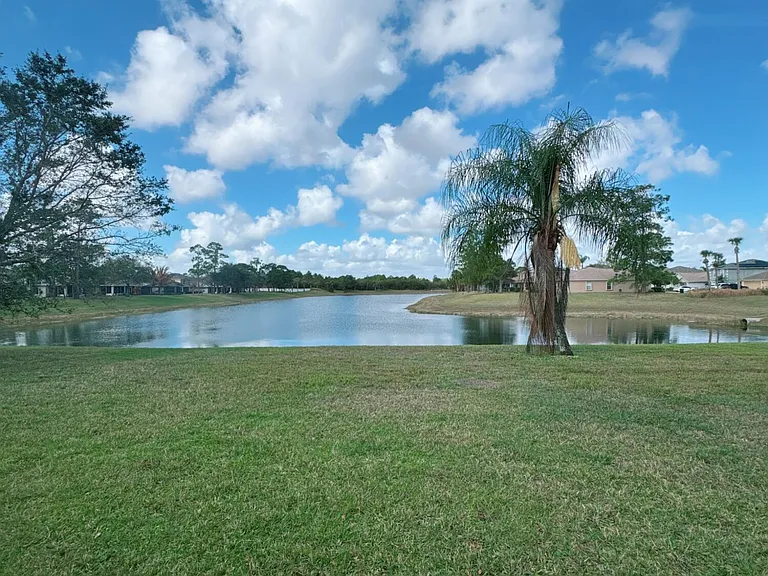 1718 Sawgrass Dr SW — Photo 27
