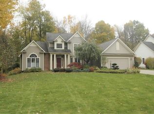 605 Hosta Cir, Webster, NY 14580