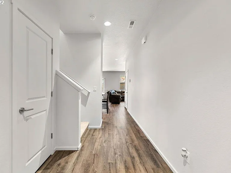 2212 S Chukar Dr — Photo 5