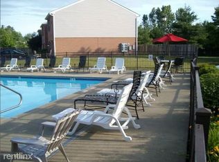 501 Cranberry Pt, Cranberry Twp, PA 16066