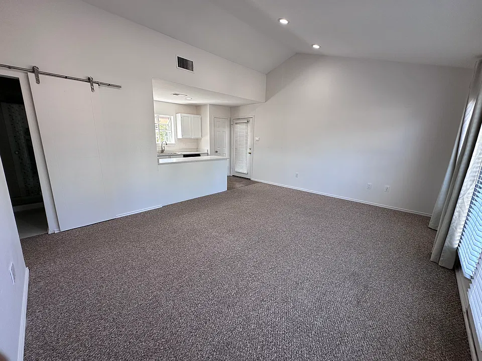 5355 Richard Ave
