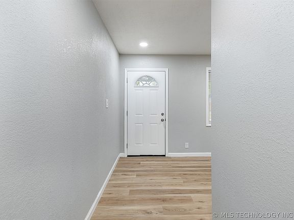 3rd image of 3859 S 88th East Ave