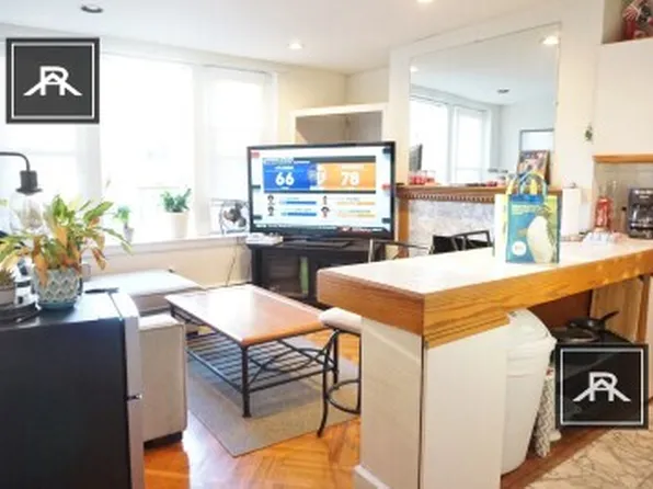 9 Aberdeen St #3, Boston, MA 02215