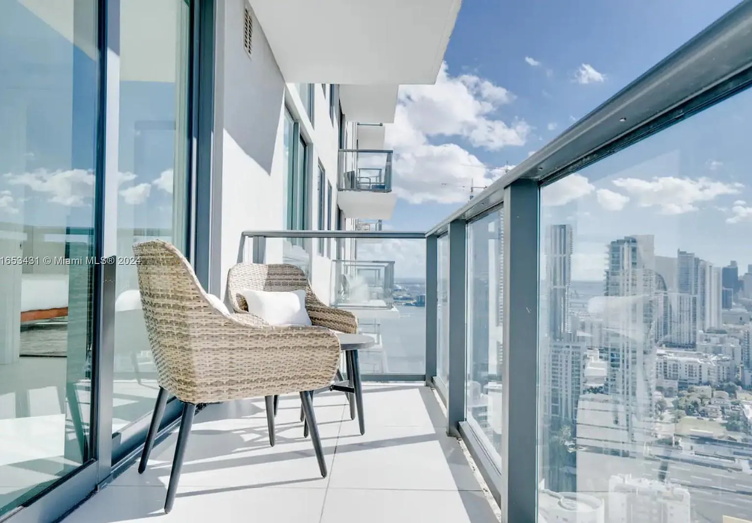 Paraiso Bayviews Condo — Photo 2
