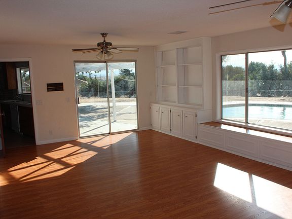 2nd image of 16533 Villa Dr