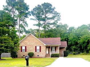 404 Burrington Rd, Greenville, NC 27834