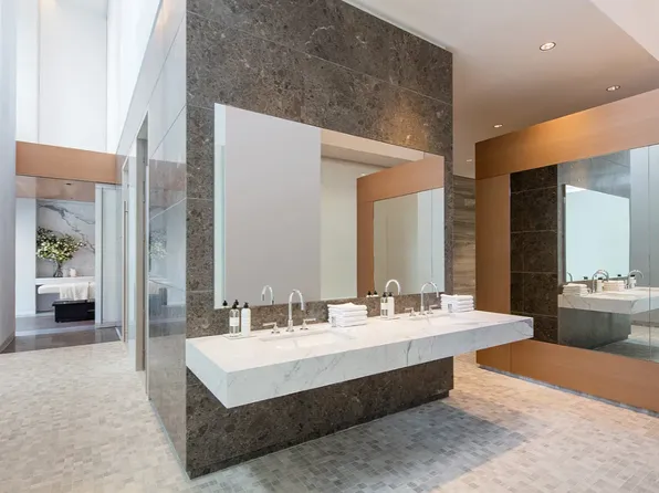 432 Park Avenue image 10 of 20