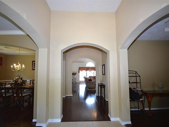 5th image of 1314 Miners Bend Ln