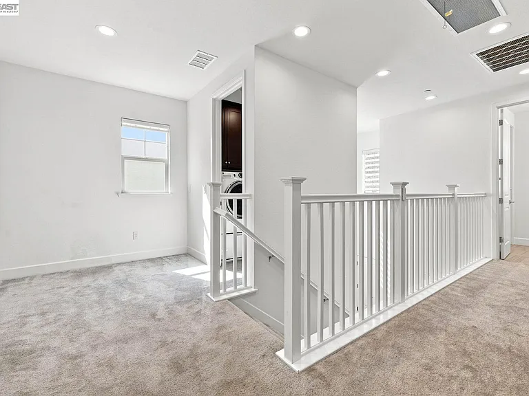 33 W Roccolino Ln — Photo 26