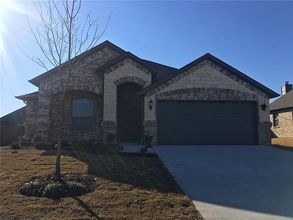2nd image of 414 Valley Brook Ct