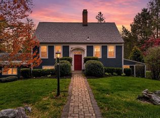 8 Hillside Rd, Southbridge, MA 01550