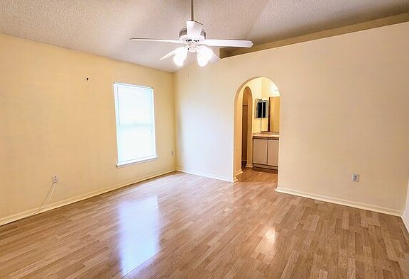 3rd image of 1537 Slash Pine Ct